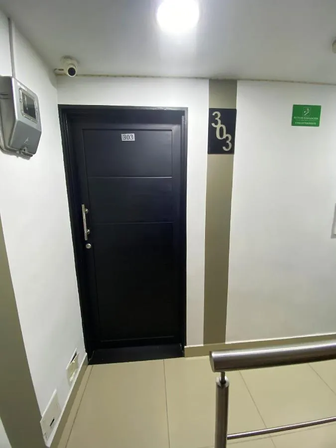 33 Hotel Bulerias Medellin