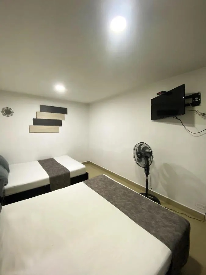 33 Hotel Bulerias Medellin