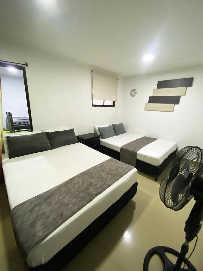 33 Hotel Bulerias Medellin