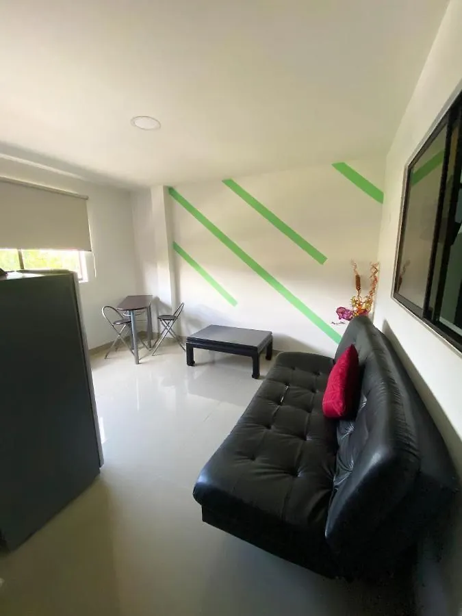 33 Hotel Bulerias Medellin
