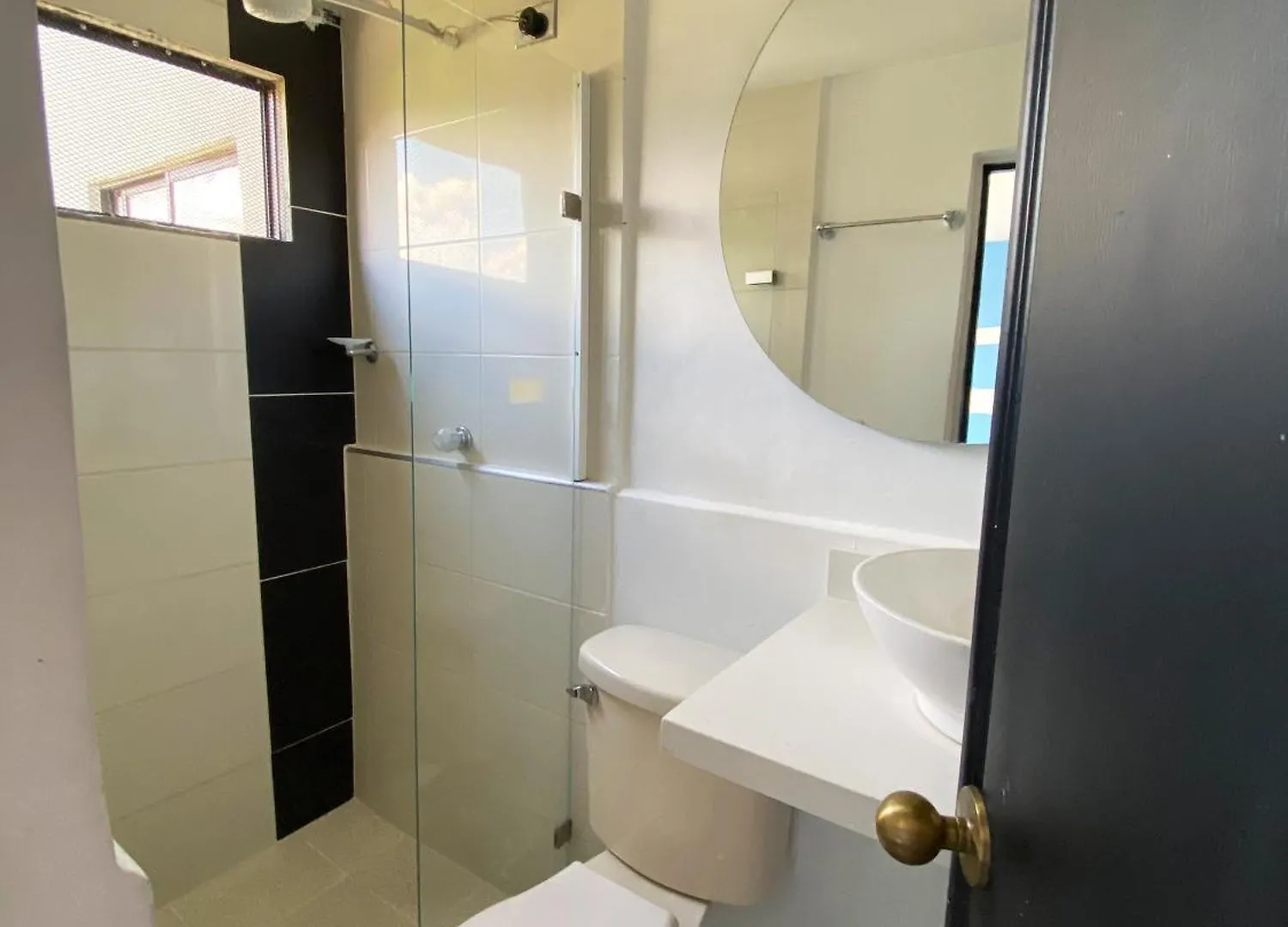 ***  33 Hotel Bulerias Medellin Colombia