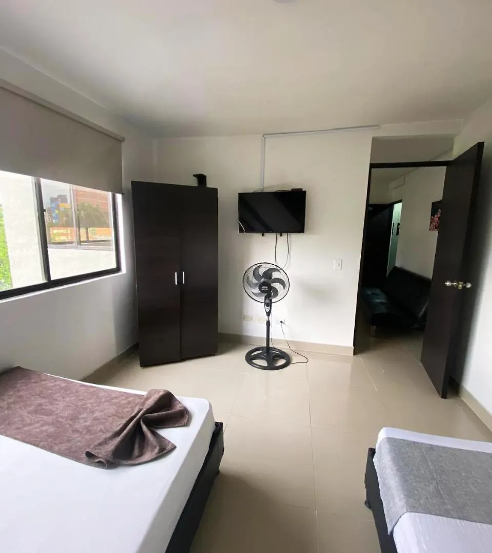 33 Hotel Bulerias Medellin