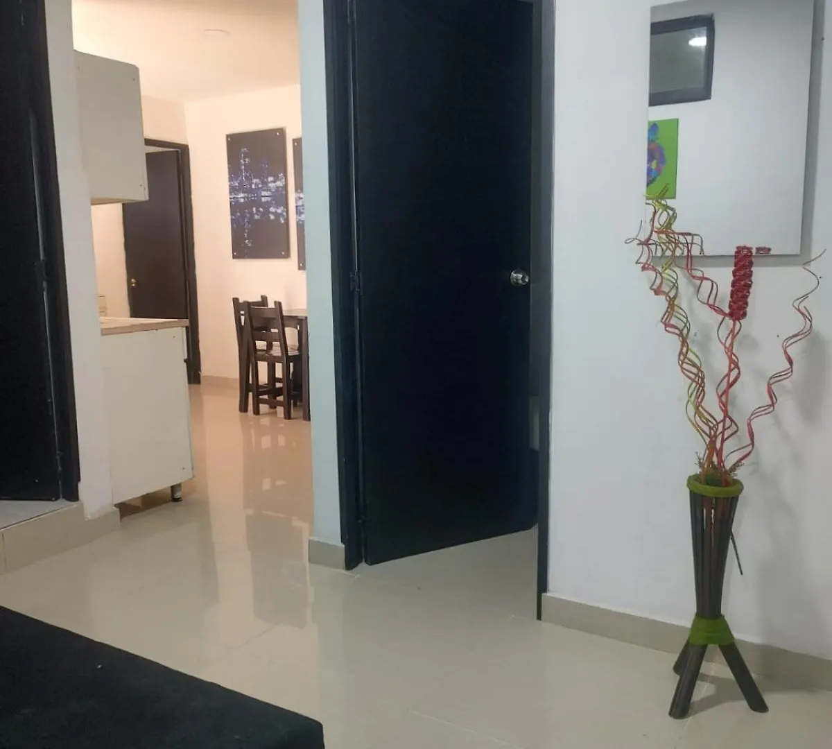 33 Hotel Bulerias Medellin Colombia