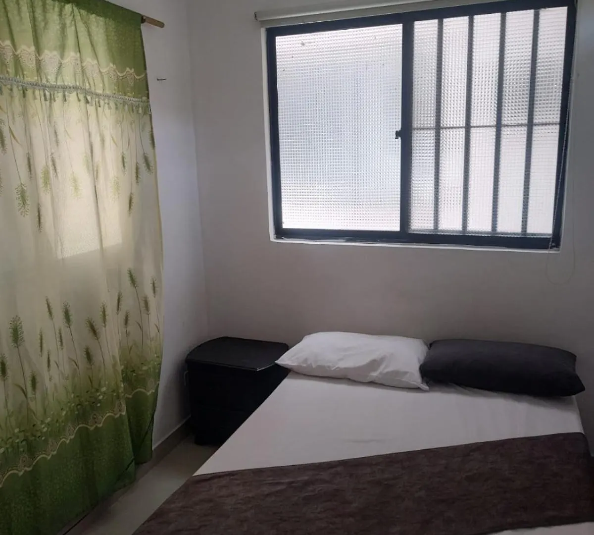 33 Hotel Bulerias Medellin Colombia