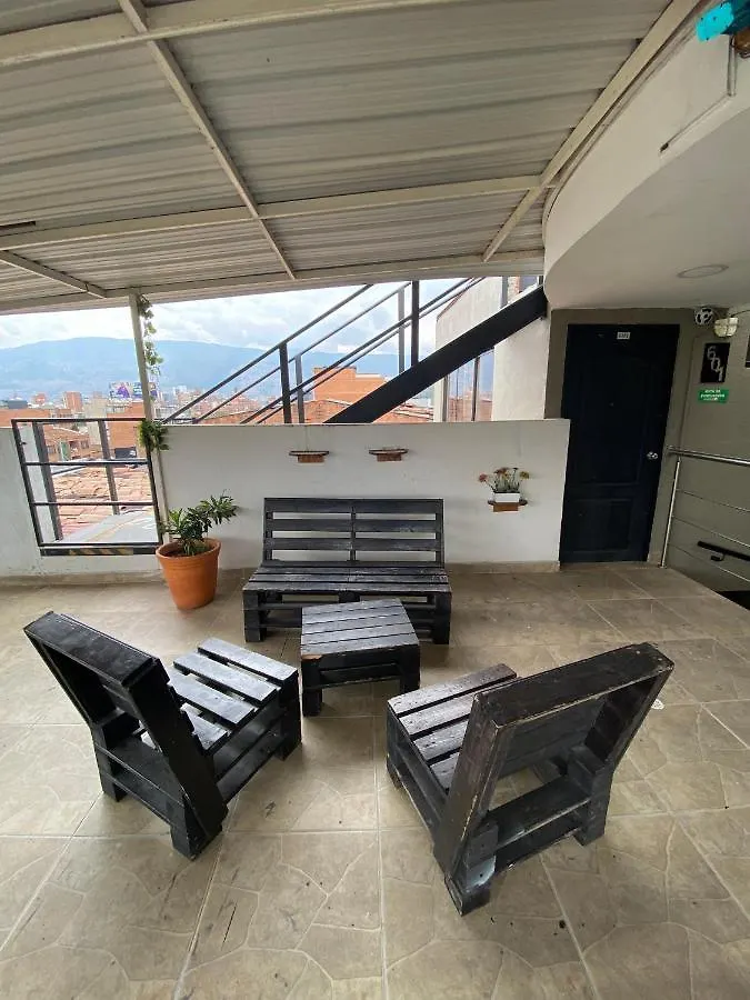 33 Hotel Bulerias Medellin Colombia