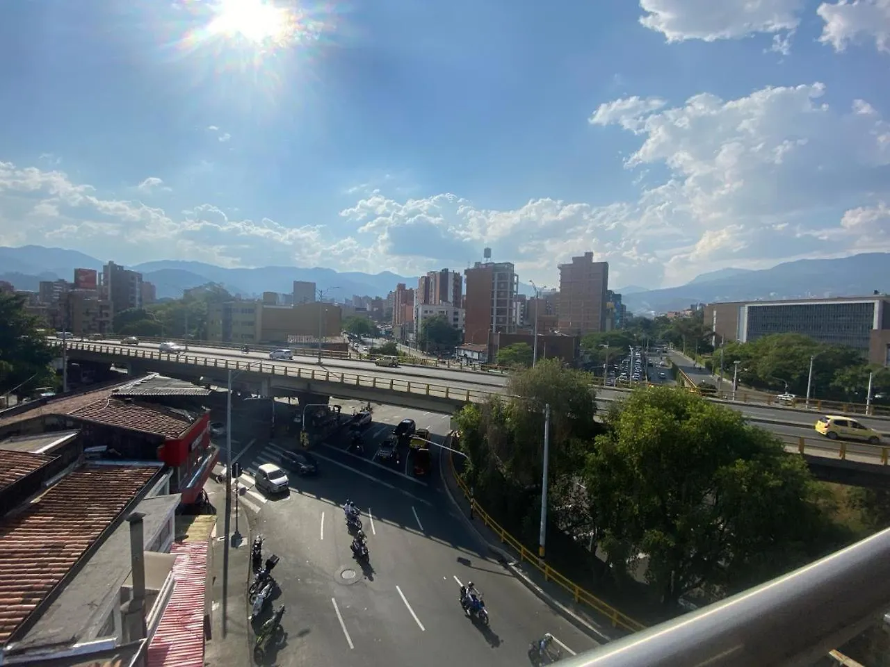 33 Hotel Bulerias Medellin