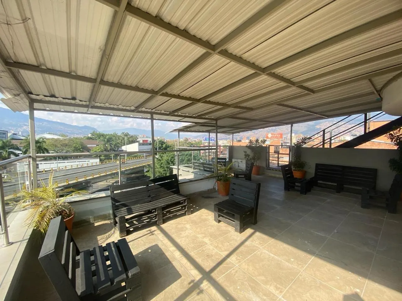 33 Hotel Bulerias Medellin