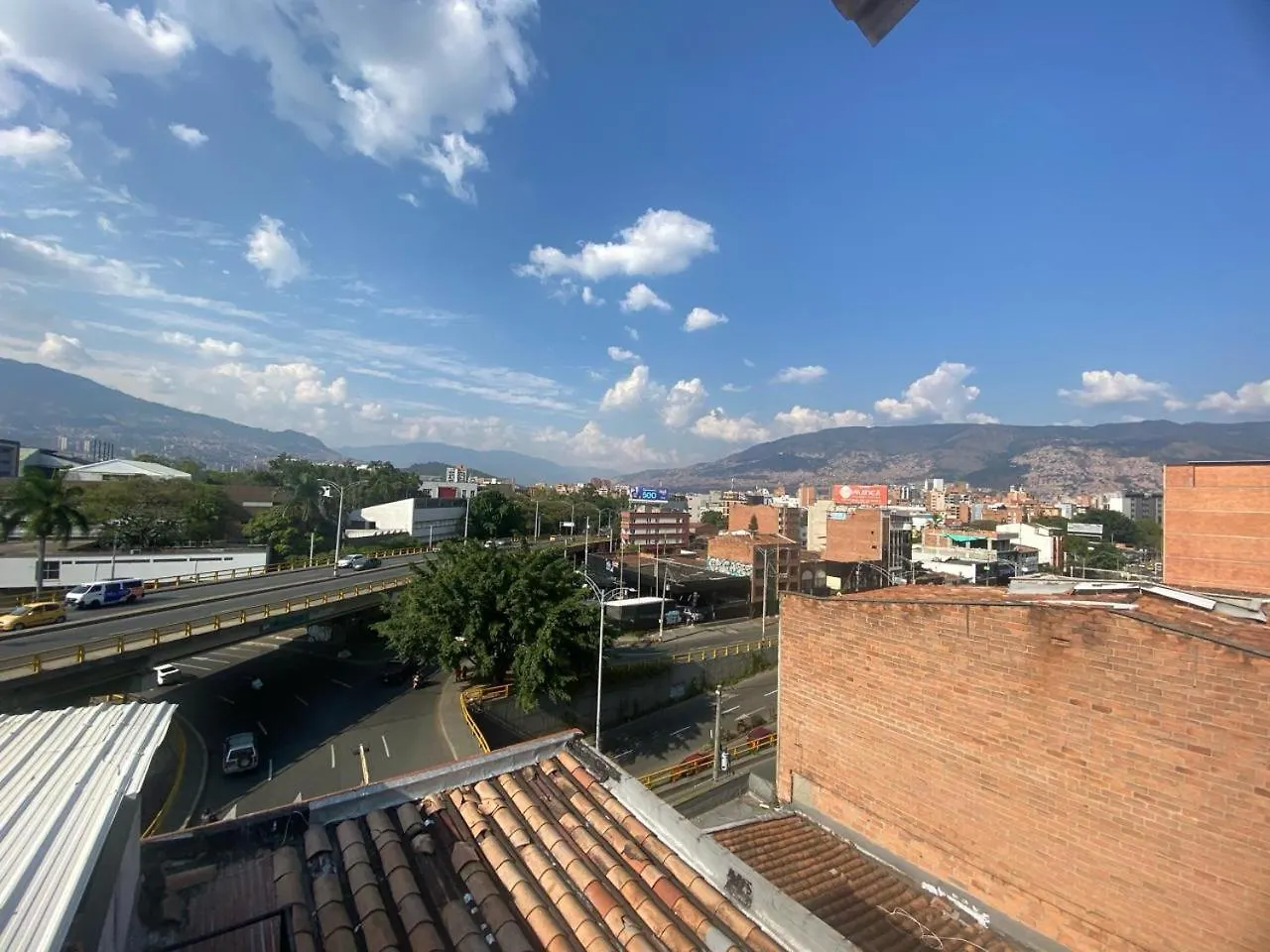 33 Hotel Bulerias Medellín 3*,  Colombia