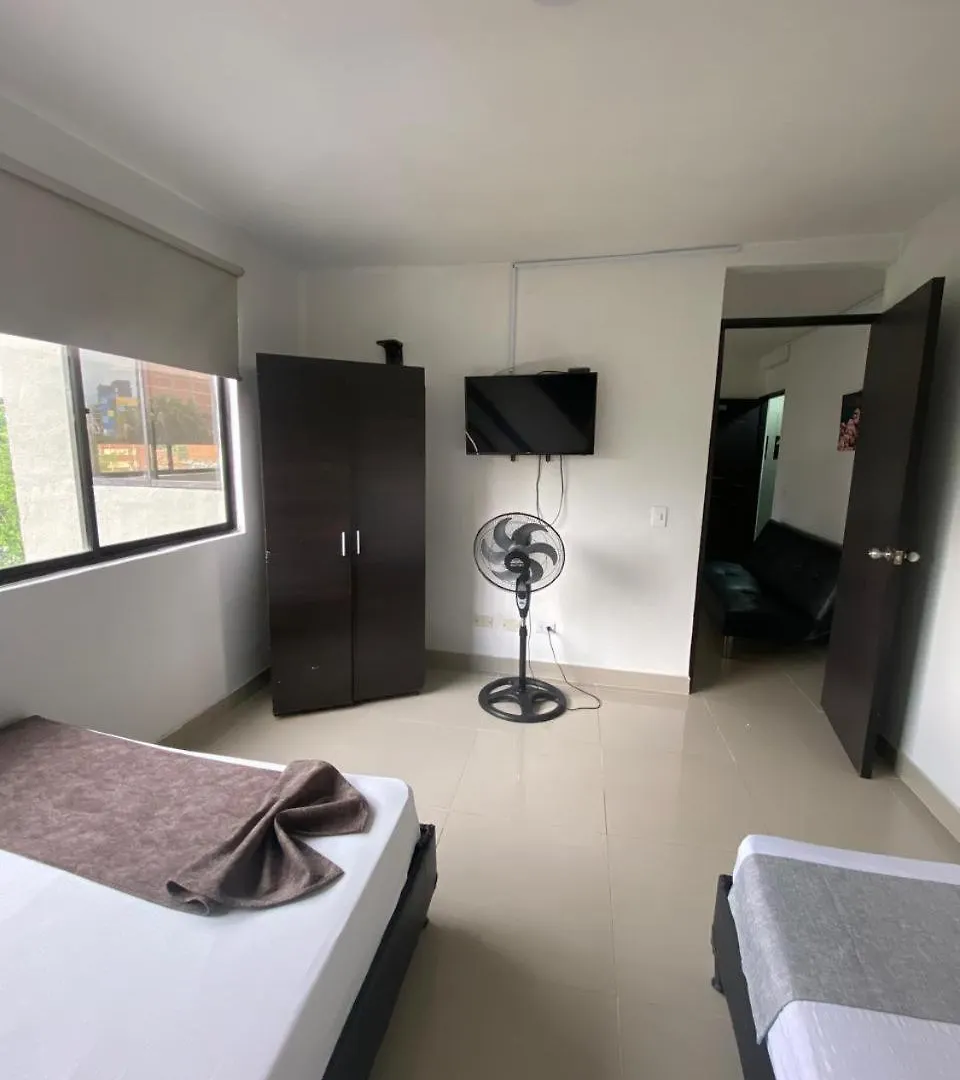 ***  33 Hotel Bulerias Medellín Colombia